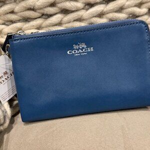 COACH F64581 Blue Leather Corner Zip Double Gusset Wristlet - NWT